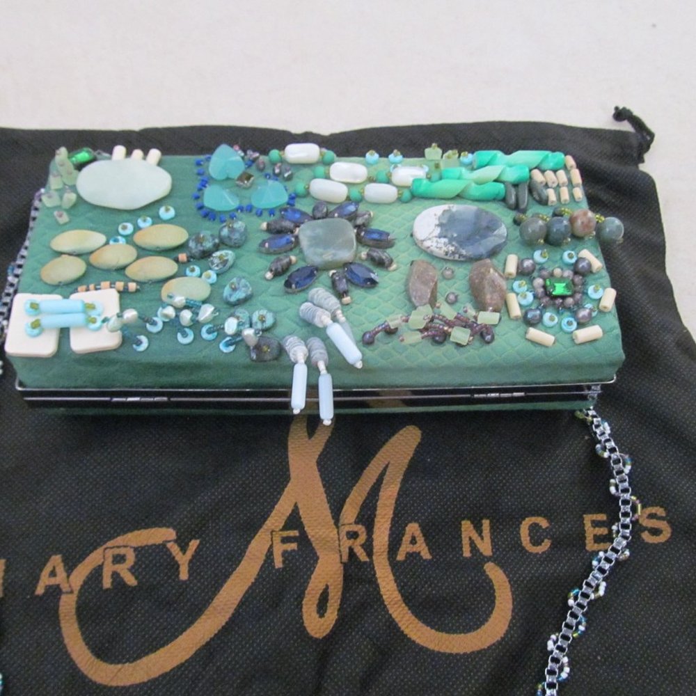 NEW MARY FRANCES GREEN PURSE EMBELLISHED W/ STONES
